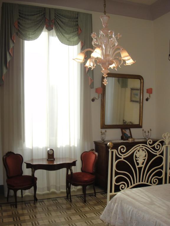 Antica Dimora Villa Della Lupa Lecce Zimmer foto